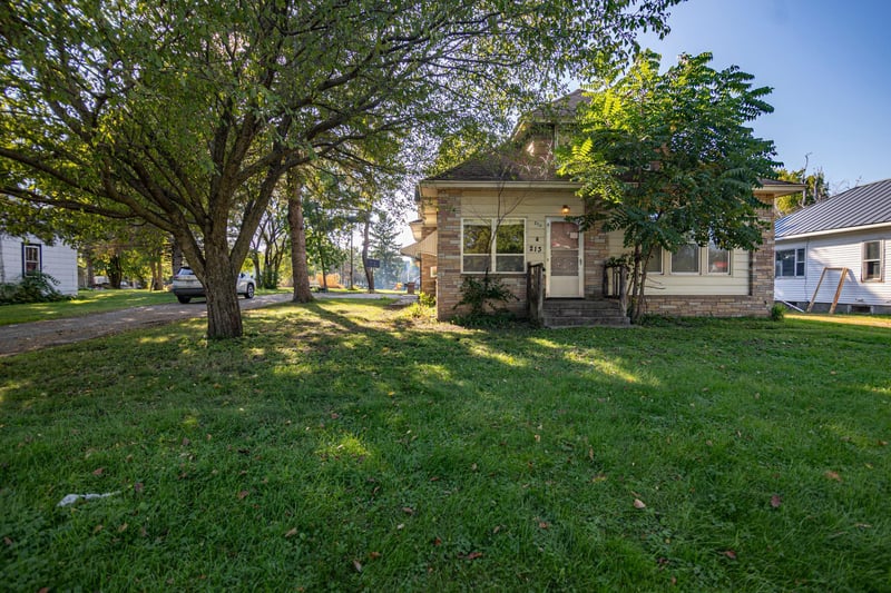 213 Baker St N, Deer Creek, MN 56527