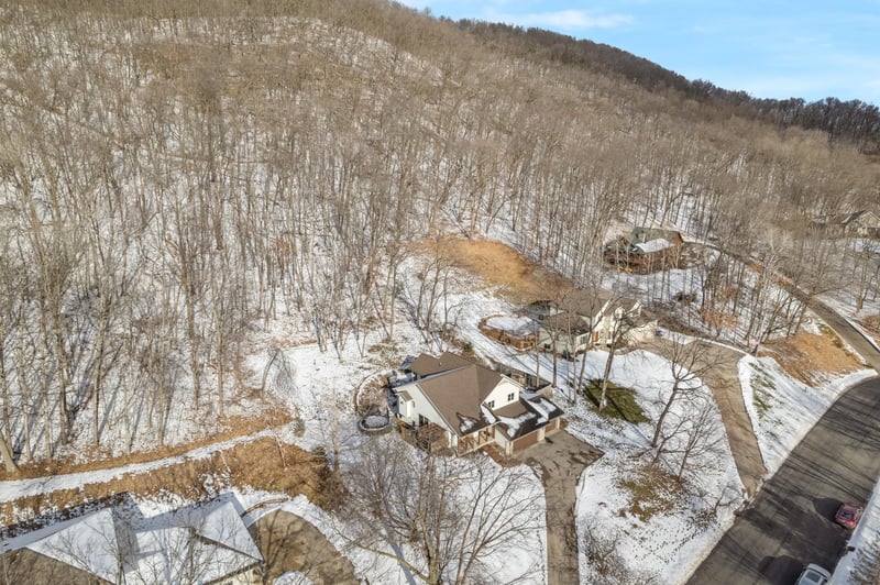 134 Mc Intosh Rd E, La Crescent, MN 55947