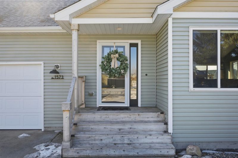 1573 43rd Ave S, Moorhead, MN 56560