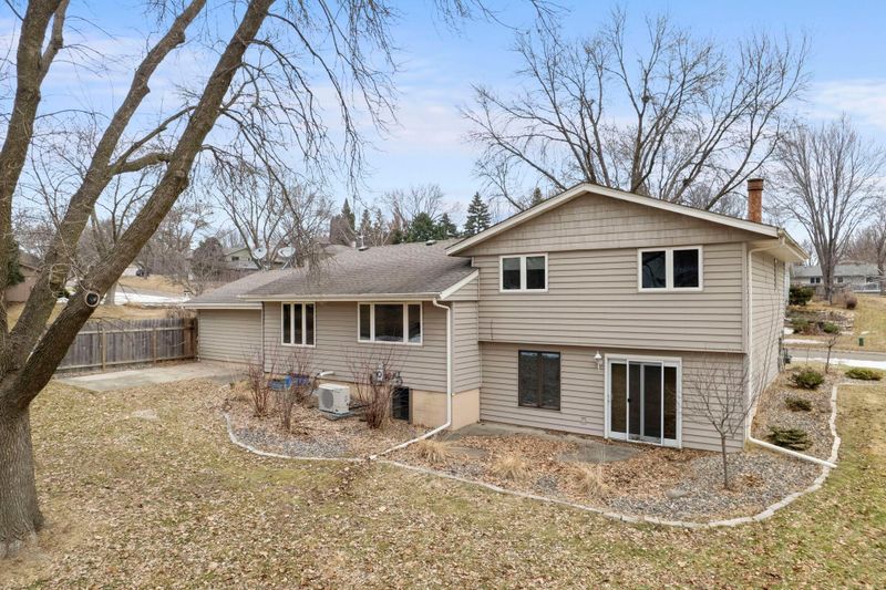 3101 125th St E, Burnsville, MN 55337
