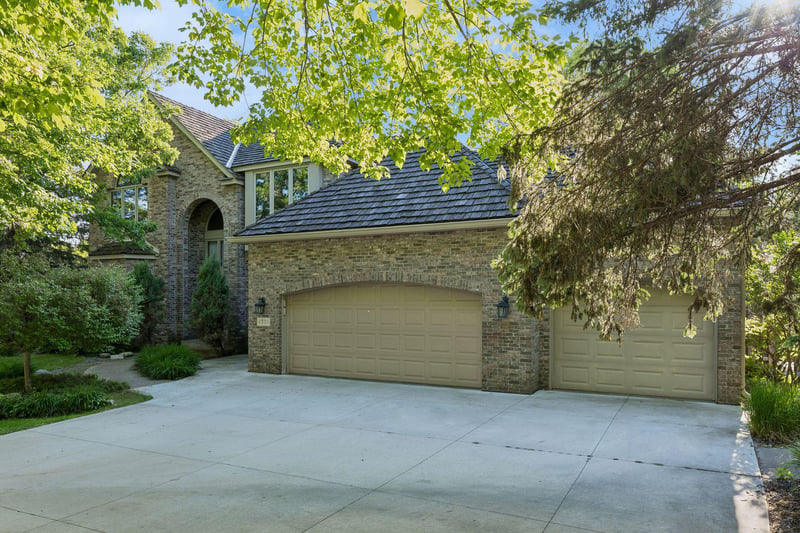 4325 Rosewood Ln N, Plymouth, MN 55442