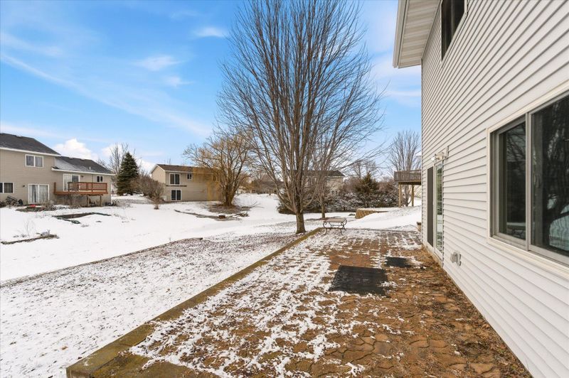 505 5th Avenue Ct SW, Isanti, MN 55040