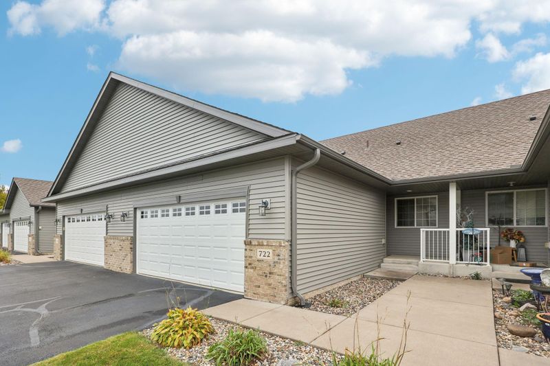 722 Independence Dr, Big Lake, MN 55309