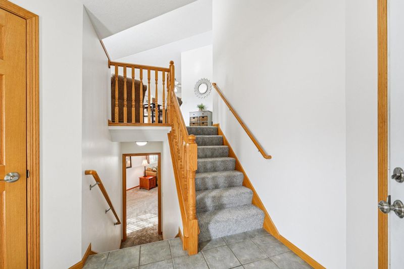 4404 E Viking Ct, Wyoming, MN 55092
