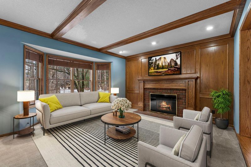 1752 Interlachen Bay, Woodbury, MN 55125