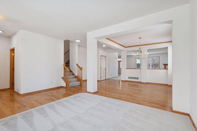 3432 Baneberry Cir, Shakopee, MN 55379