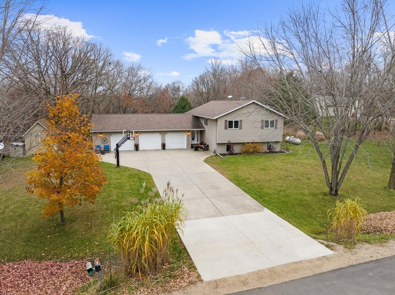 7437 Sandhill Ter NE, Carlos, MN 56319