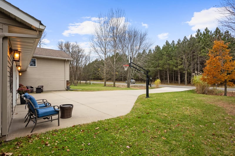 7437 Sandhill Ter NE, Carlos, MN 56319
