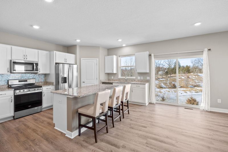 1076 Shoreview Dr, Jordan, MN 55352