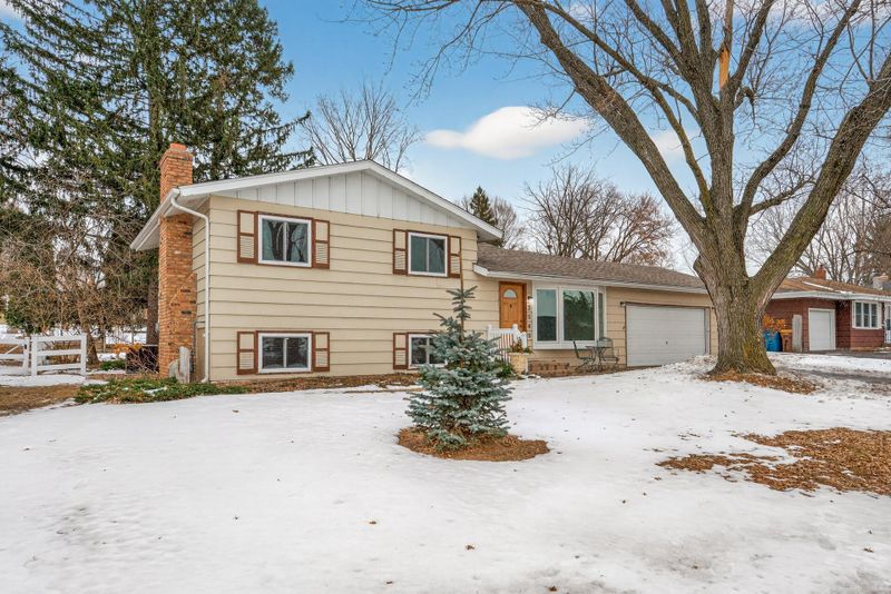 3540 Mcknight Rd N, White Bear Lake, MN 55110