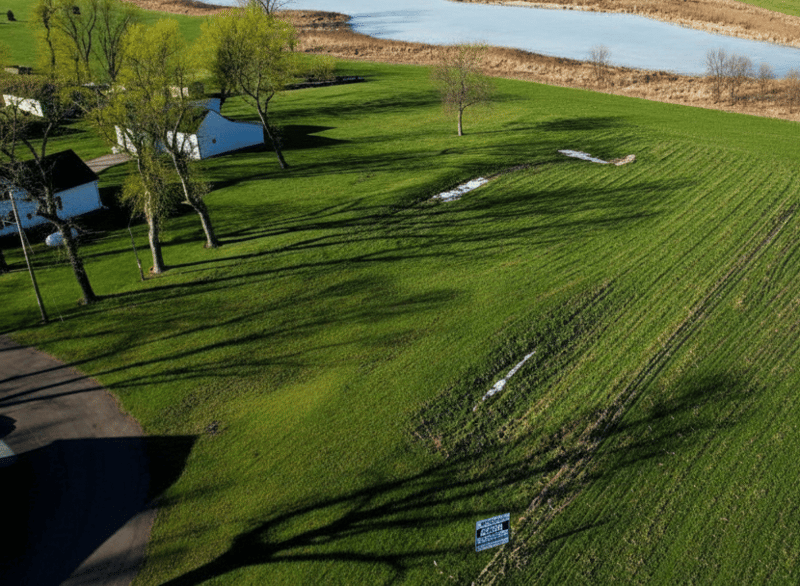 101 1st St W, Hadley, MN 56151