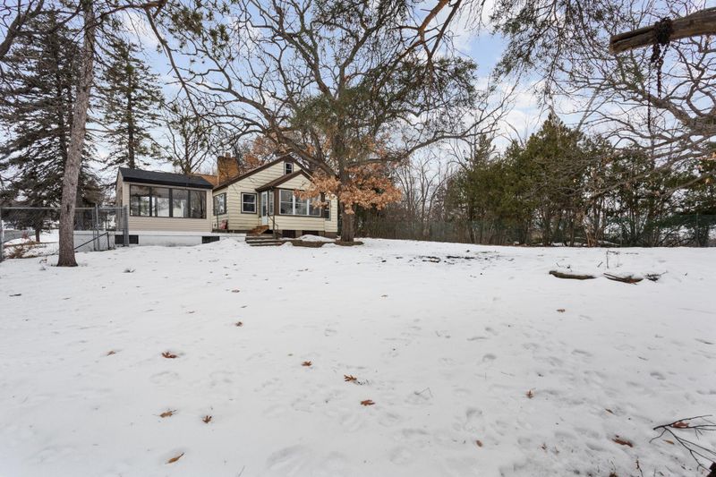 1290 Livingston Ave, West Saint Paul, MN 55118