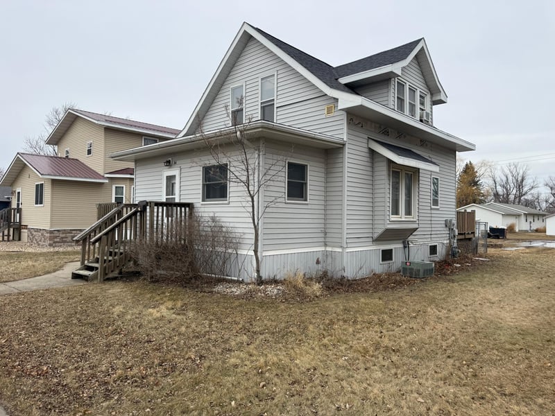 311 7th St W, Canby, MN 56220
