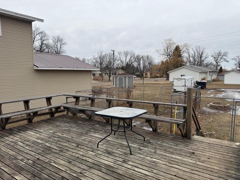 311 7th St W, Canby, MN 56220