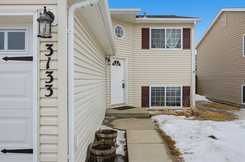 3133 32nd Ave S, Moorhead, MN 56560