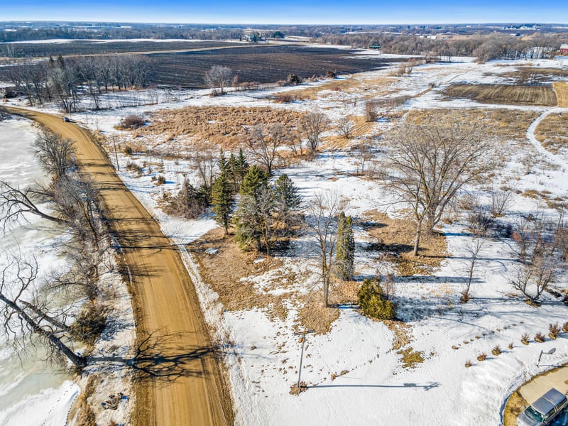 10485 Grunwald Ave SW, Howard Lake, MN 55349
