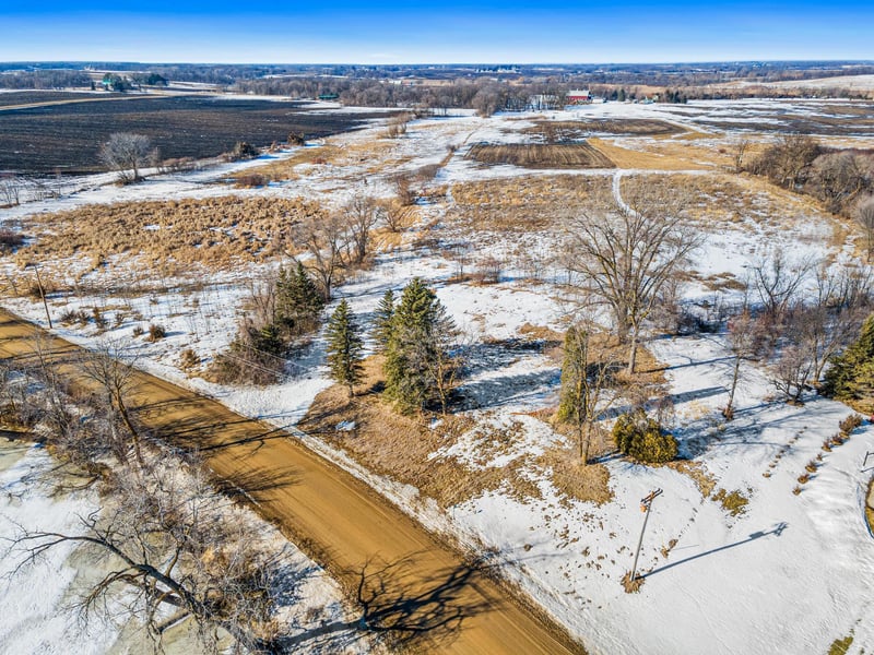 10485 Grunwald Ave SW, Howard Lake, MN 55349