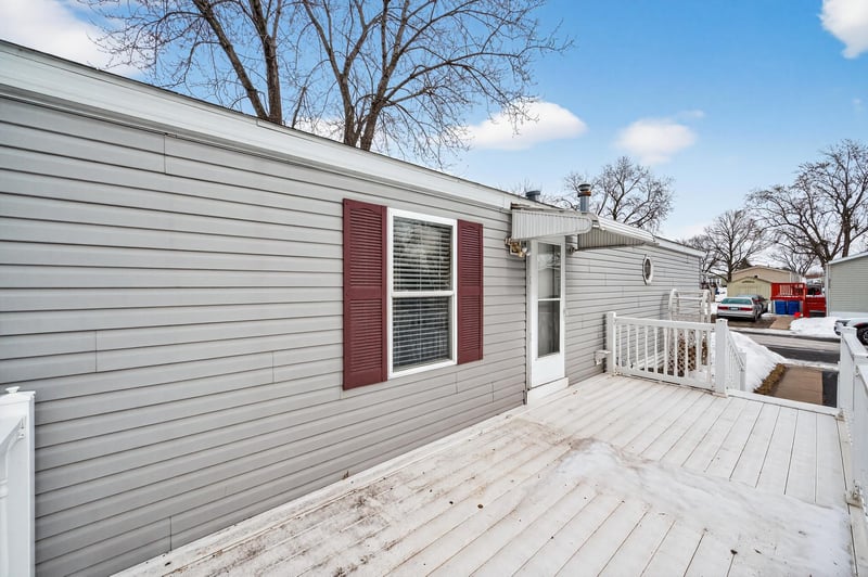 5725 Cabot Dr, Mounds View, MN 55112
