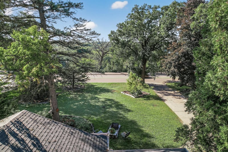 1544 Mississippi River Blvd S, Saint Paul, MN 55116