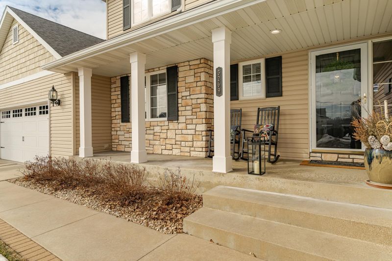 3269 Lake St NW, Rochester, MN 55901