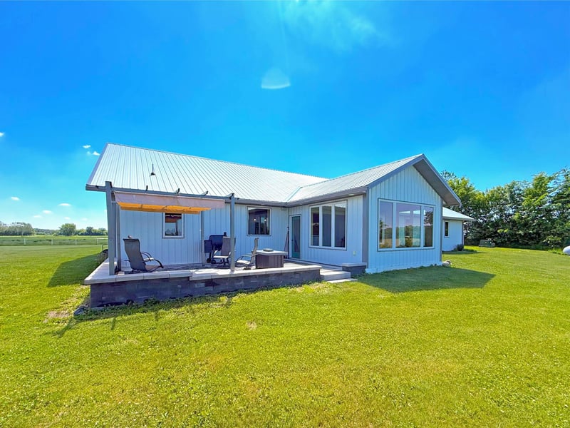 2253 Mitchell Ave NW, Annandale, MN 55302