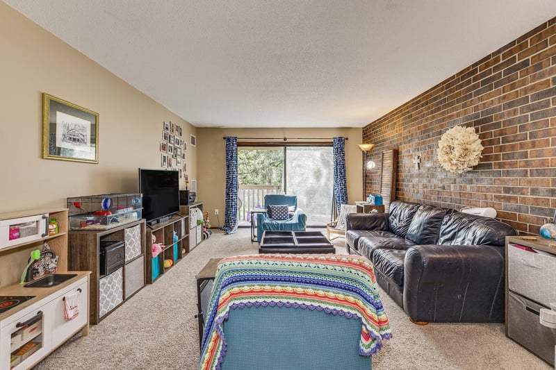 9400 Old Cedar Ave S #119, Bloomington, MN 55425