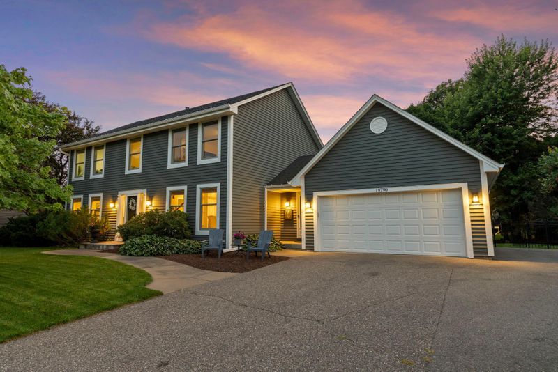 19790 Near Mountain Blvd, Excelsior, MN 55331