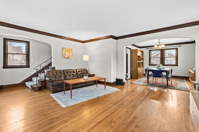 2714 9th Ave E, North Saint Paul, MN 55109