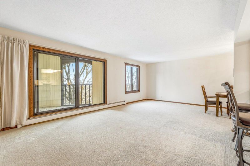 8430 Pennsylvania Rd #216, Bloomington, MN 55438