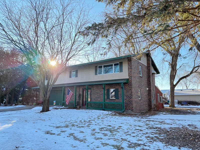 300 19th Ave NE, Waseca, MN 56093