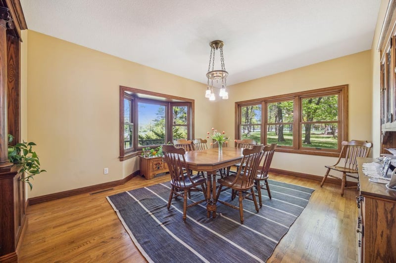 4820 15th St NE, Sauk Rapids, MN 56379