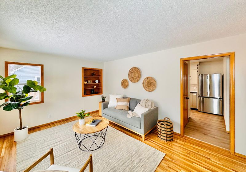9052 Jackson Ave, Circle Pines, MN 55014