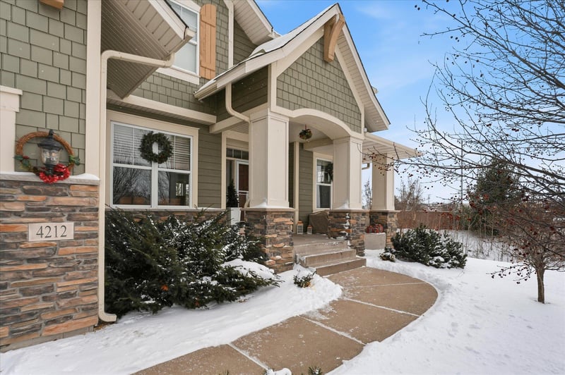 4212 Parkview Ln, Anoka, MN 55303