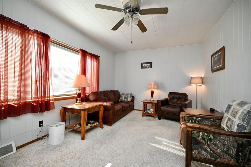 518 E 3rd St, Winona, MN 55987