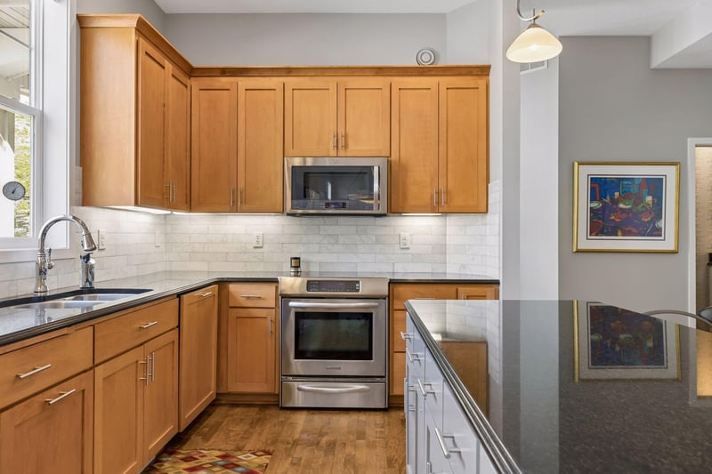 7660 Woodview Ct, Edina, MN 55439