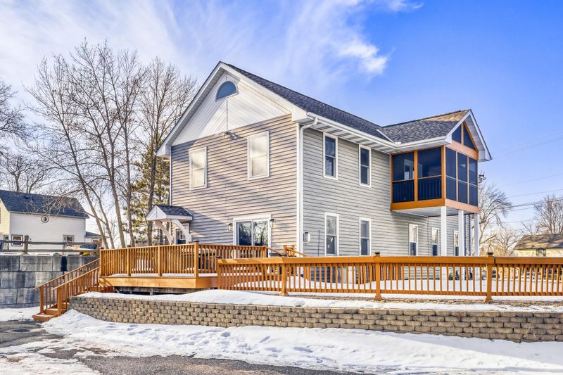 401 Highway 7, Excelsior, MN 55331