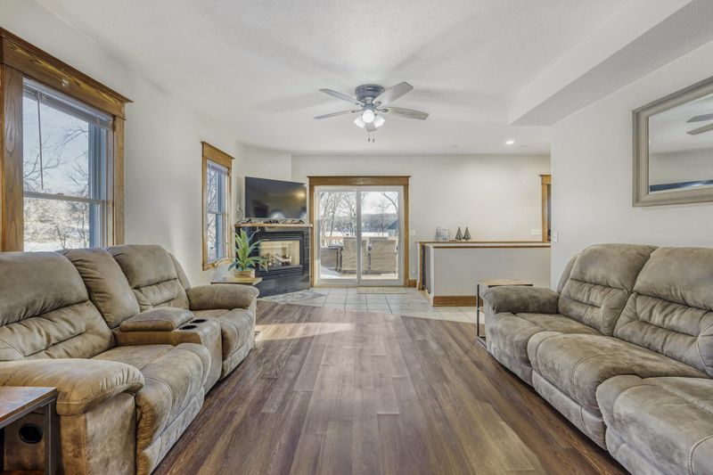 401 Highway 7, Excelsior, MN 55331