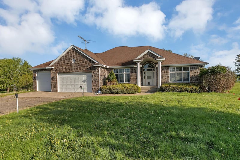 12446 190th St, Milaca, MN 56353