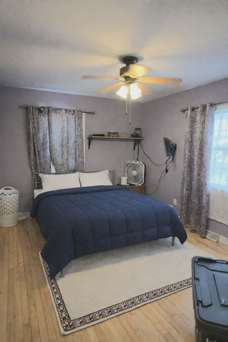 308 Oak St, Grasston, MN 55030