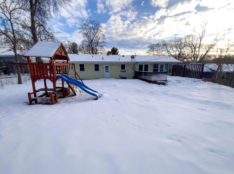 2316 W 97th St, Bloomington, MN 55431