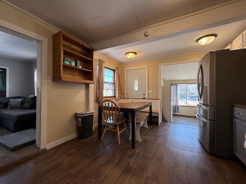 301 4th St SW, Pine Island, MN 55963