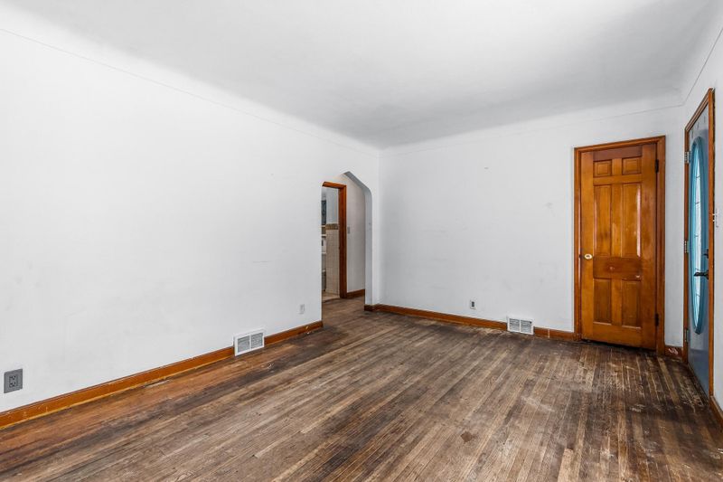 1822 Nevada Ave E, Saint Paul, MN 55119