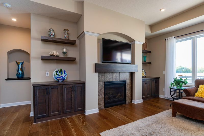 1902 Fulton Rd, Carver, MN 55315