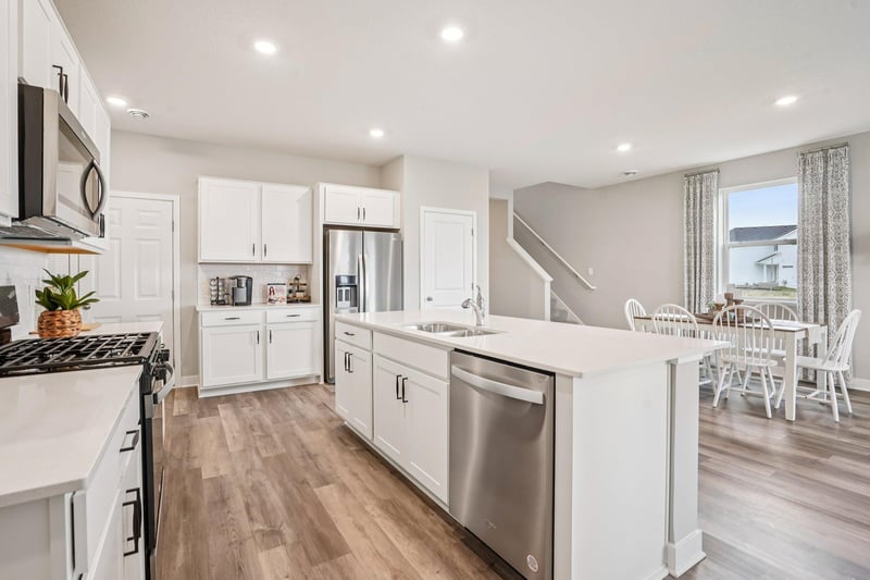 506 Blueridge St SW, Delano, MN 55328