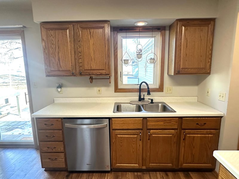 204 NW 2nd St, Adams, MN 55909