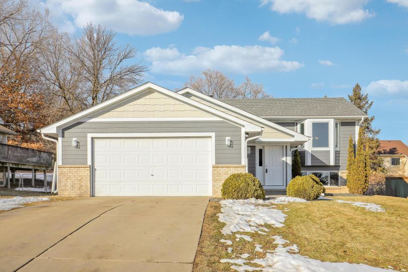 2629 Nemitz Ave E, Maplewood, MN 55119
