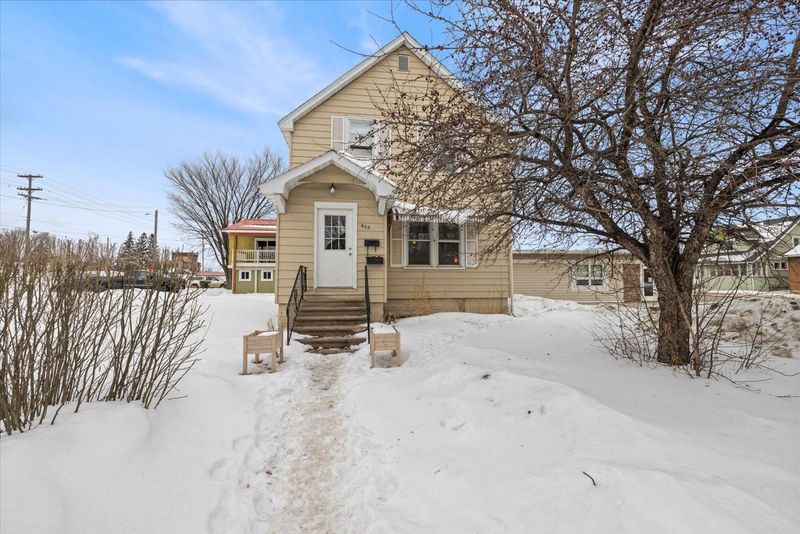 605 5th St S, Virginia, MN 55792