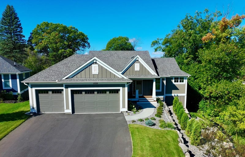 13728 Enfield Ave, Hugo, MN 55038
