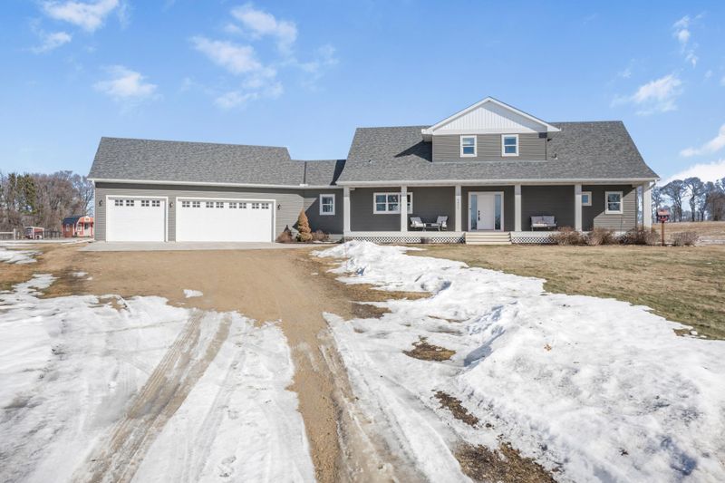 4075 275th St W, Northfield, MN 55057