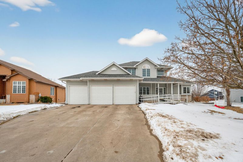 10010 Fallgold Pw N, Brooklyn Park, MN 55443